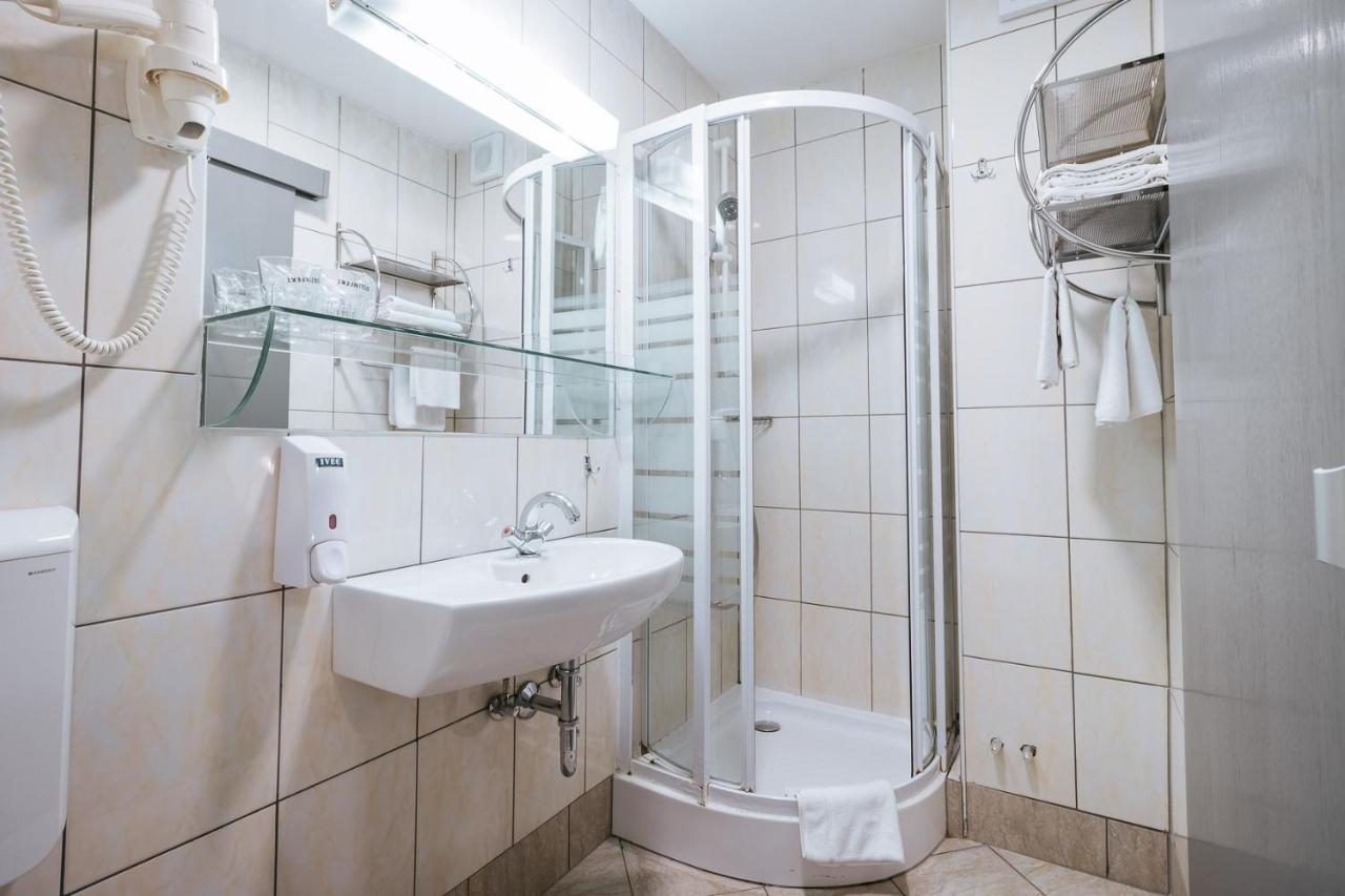 Pri Karlu Rooms & More Maribor Exterior photo